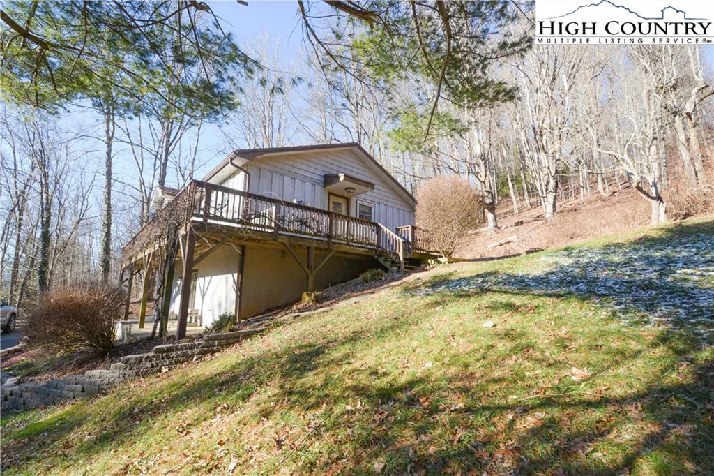Image number 5 for the current listing