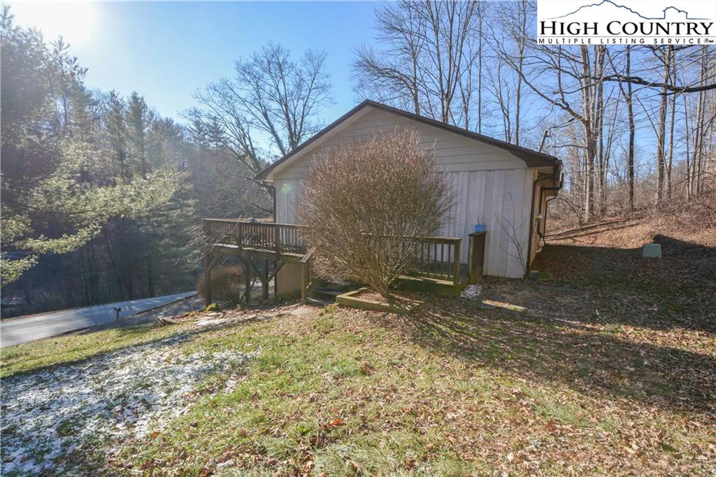 Image number 4 for the current listing