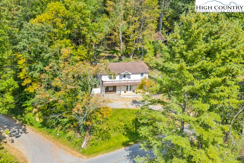 Image number 18 for the current listing