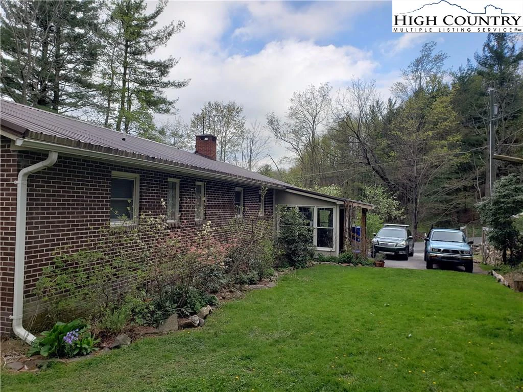 Image number 22 for the current listing