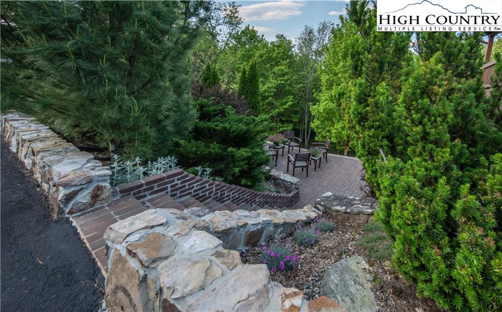 Image number 7 for the current listing