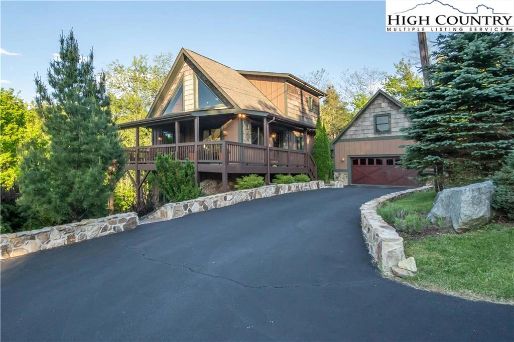 Image number 3 for the current listing