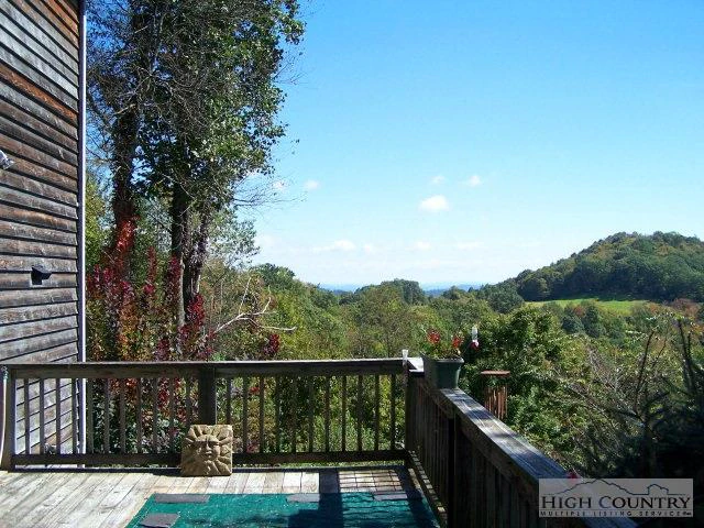 Image number 10 for the current listing