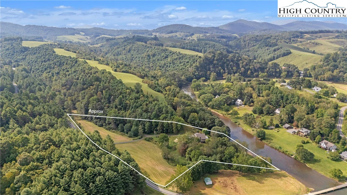 Image number 4 for the current listing