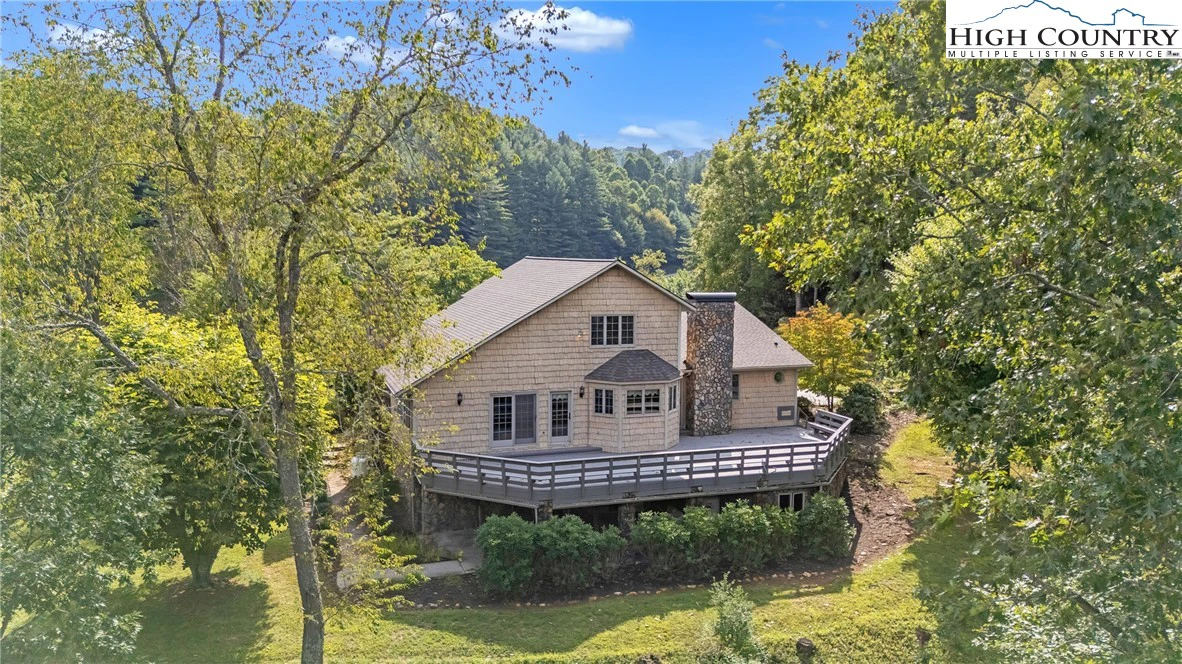 Image number 20 for the current listing