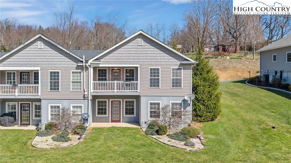 Image number 1 for the current listing