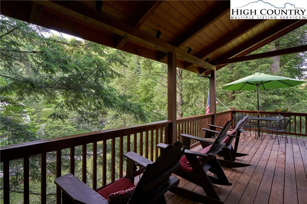 Image number 14 for the current listing