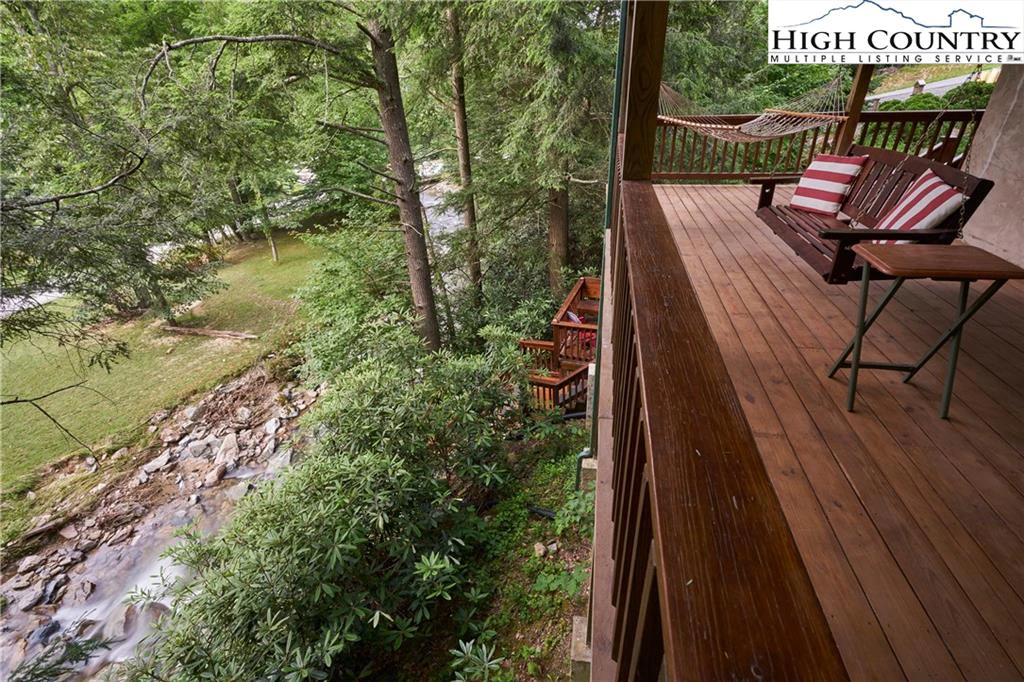Image number 8 for the current listing