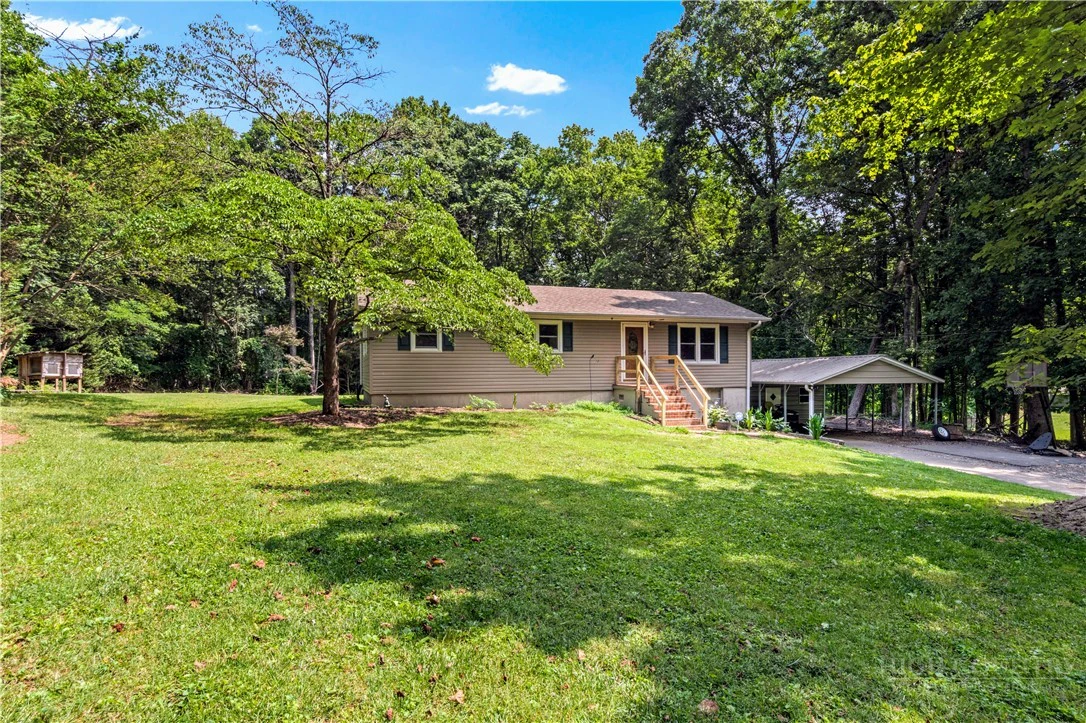 Image number 3 for the current listing