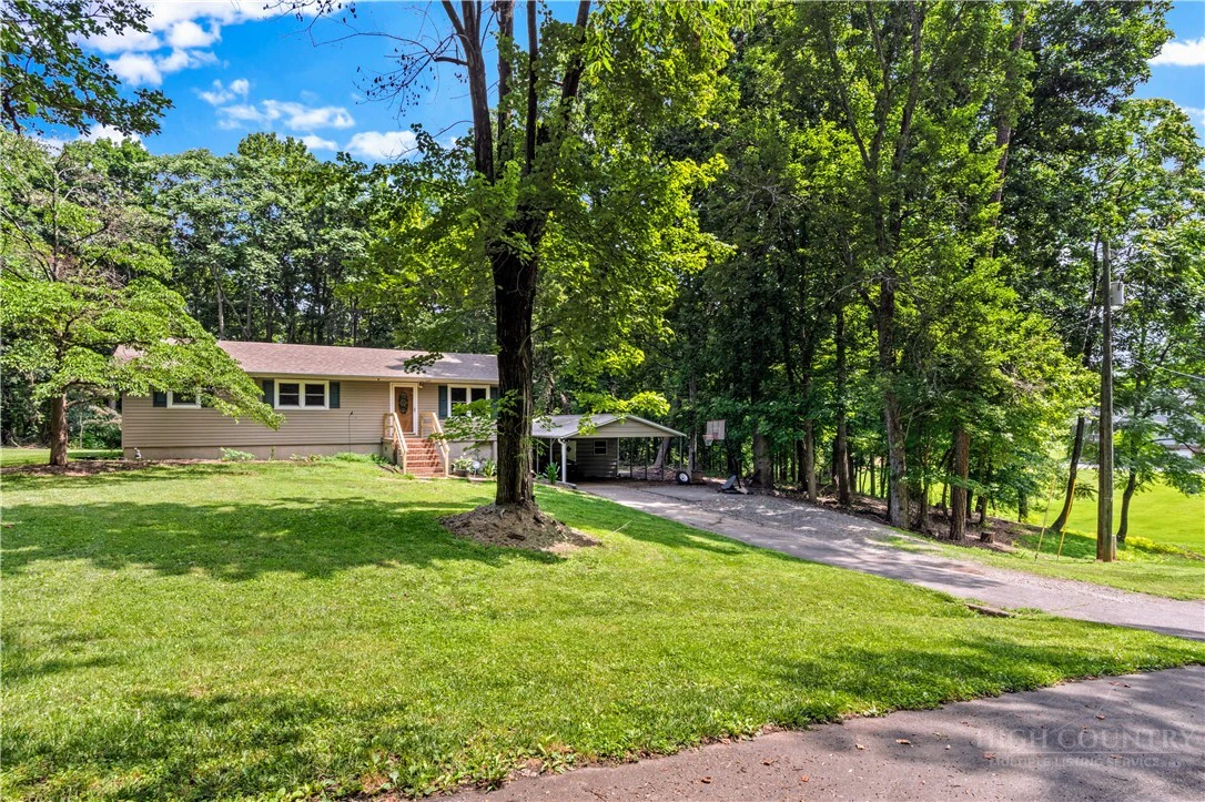 Image number 5 for the current listing