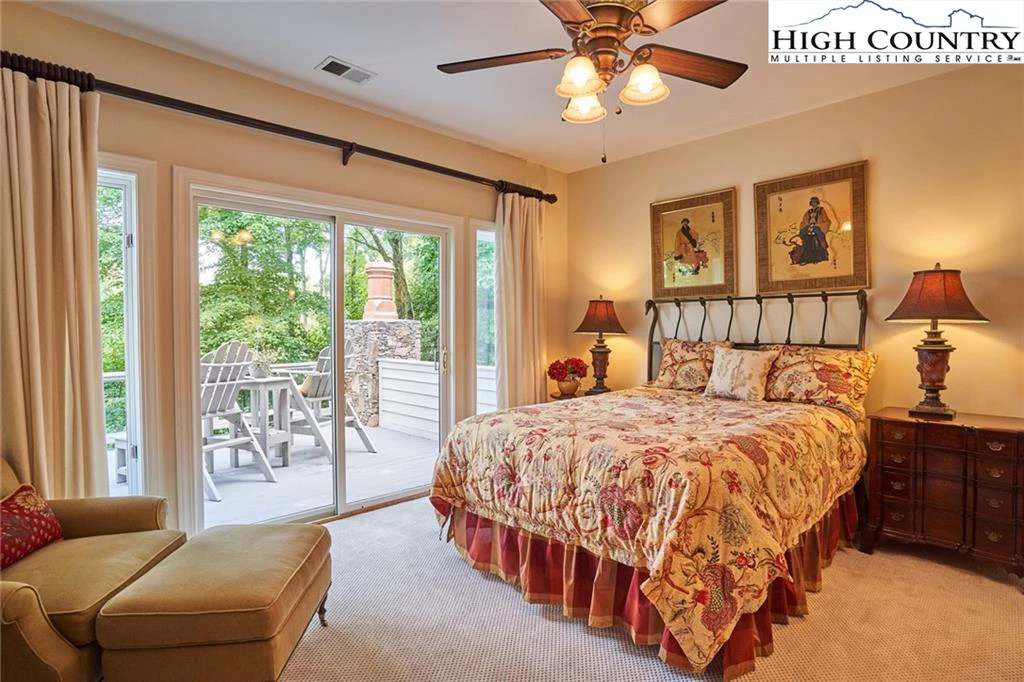 Image number 9 for the current listing