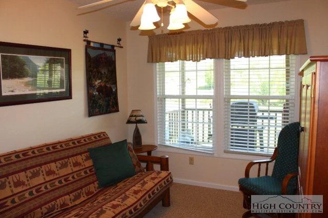 Image number 12 for the current listing