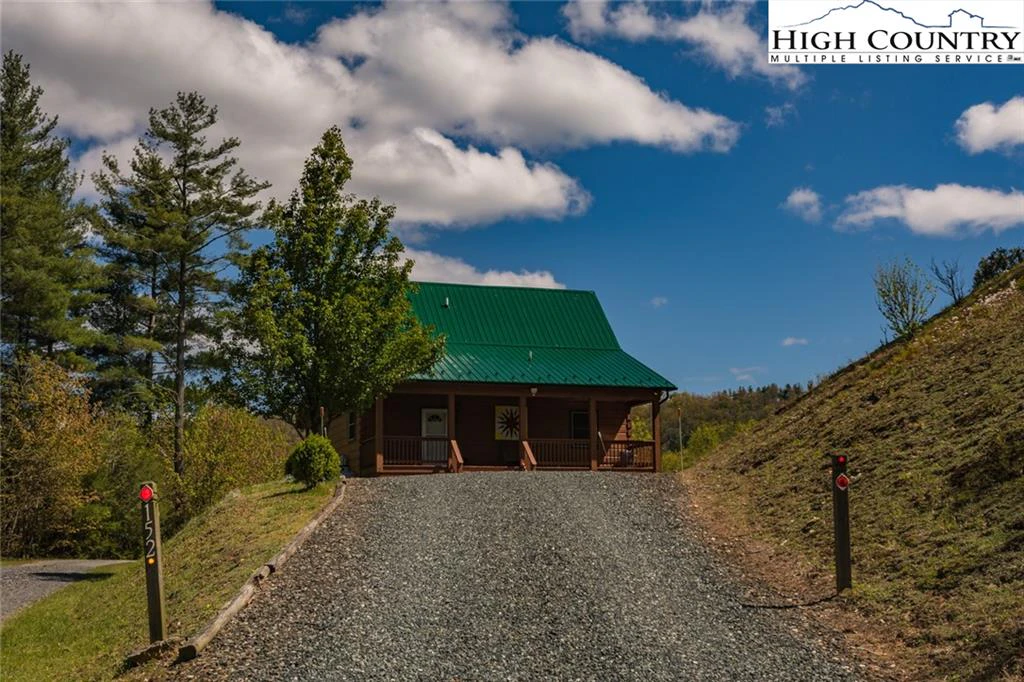 Image number 3 for the current listing
