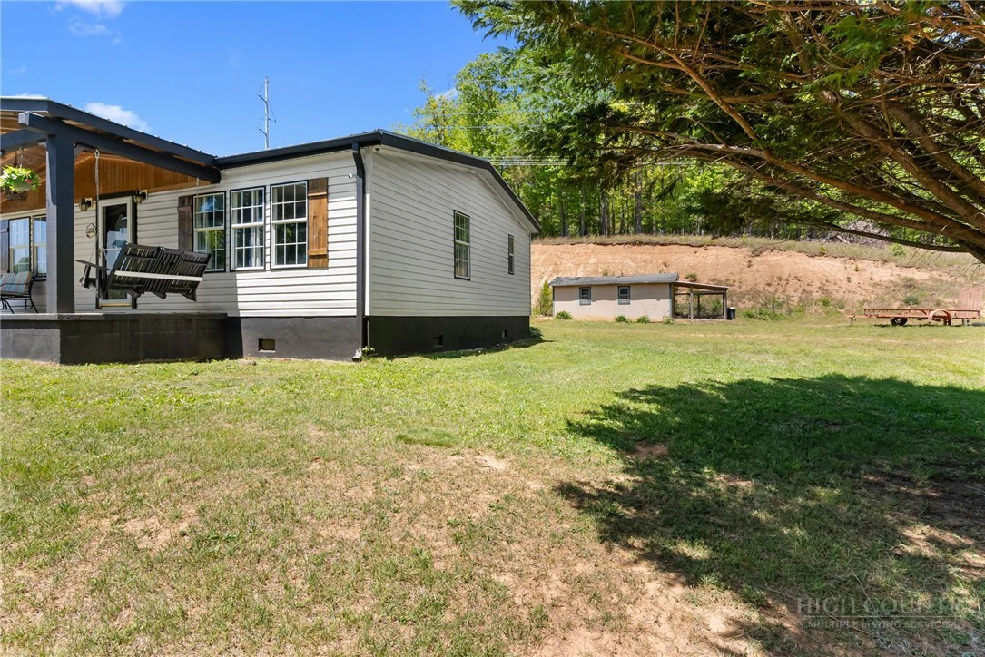 Image number 11 for the current listing