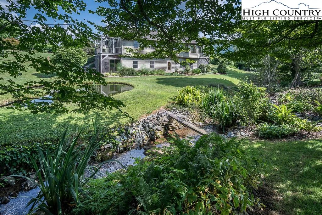 Image number 29 for the current listing