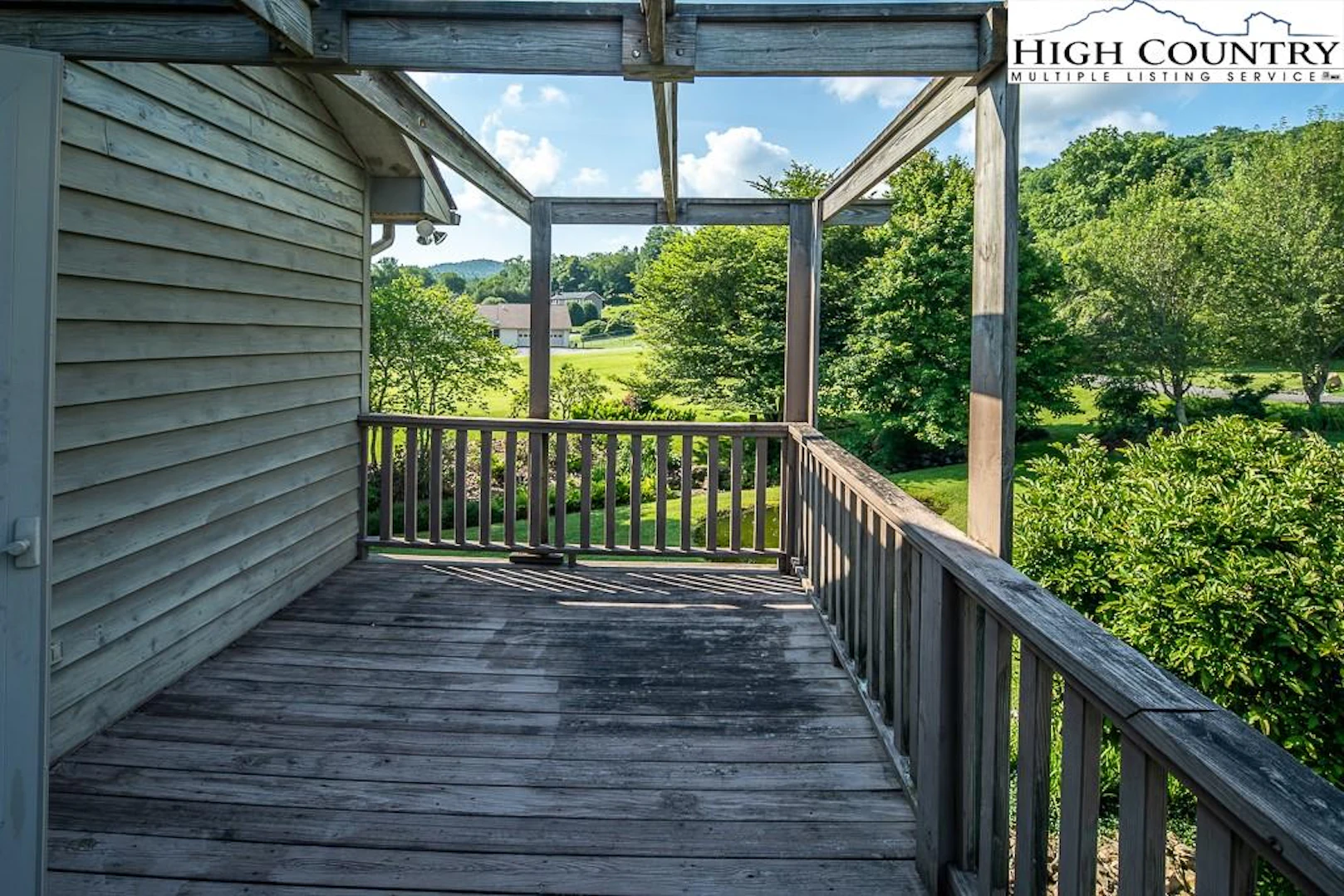 Image number 4 for the current listing
