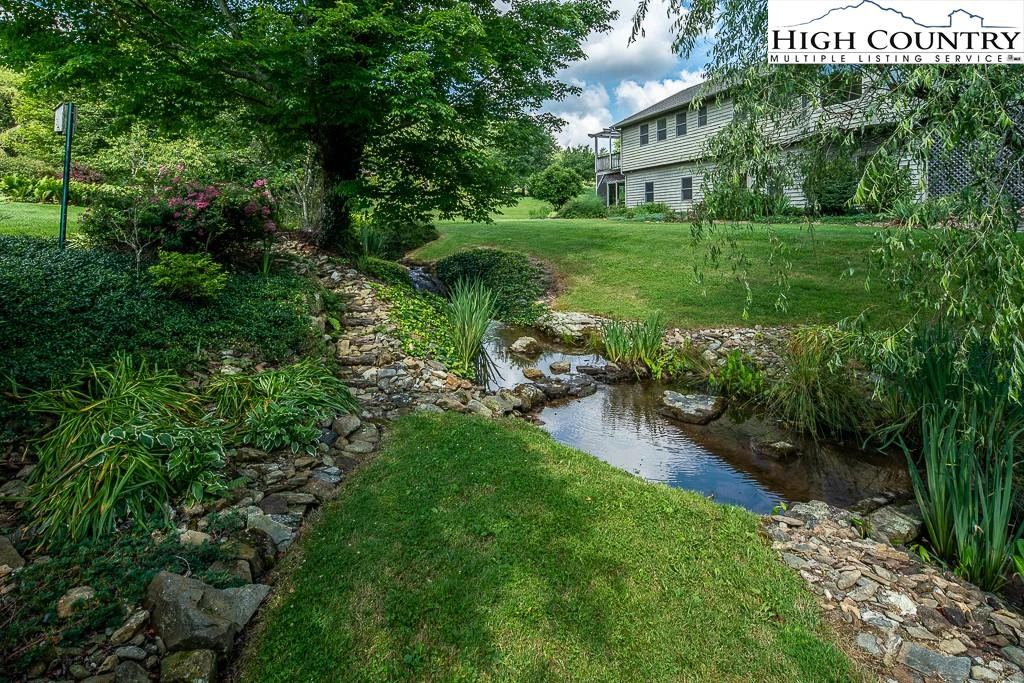Image number 20 for the current listing