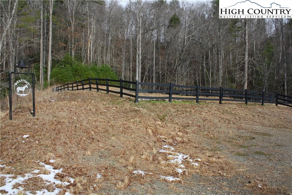 Image number 7 for the current listing
