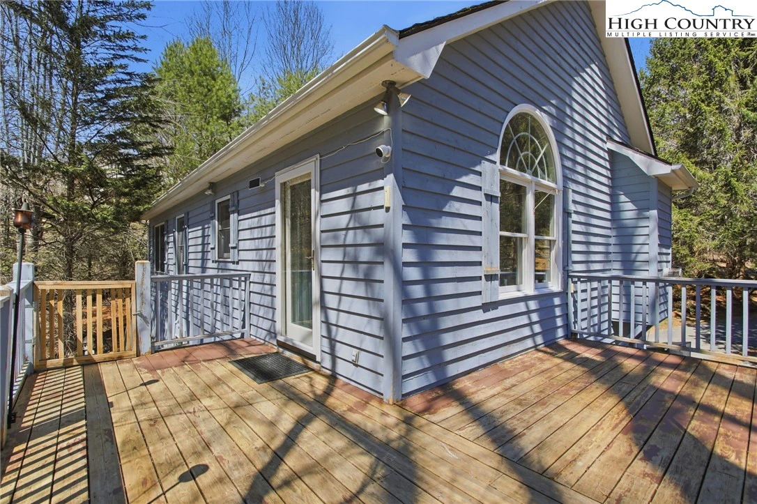 Image number 6 for the current listing