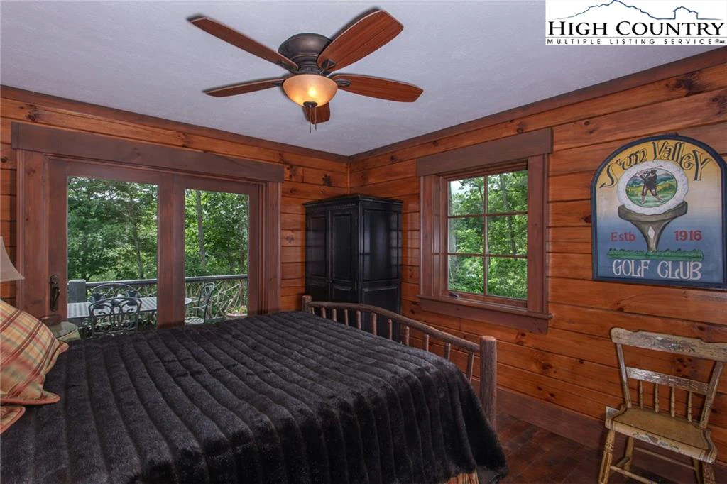Image number 6 for the current listing