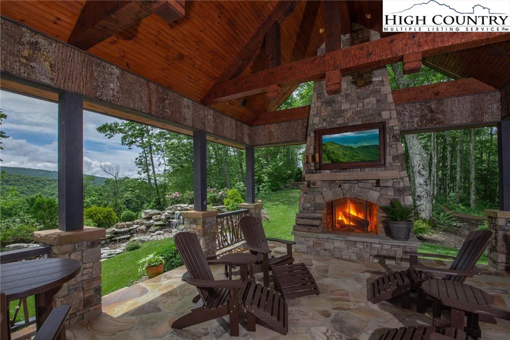 Image number 12 for the current listing