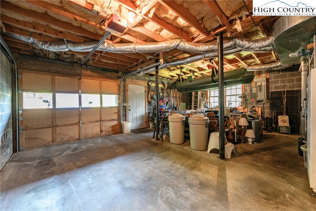 Image number 2 for the current listing