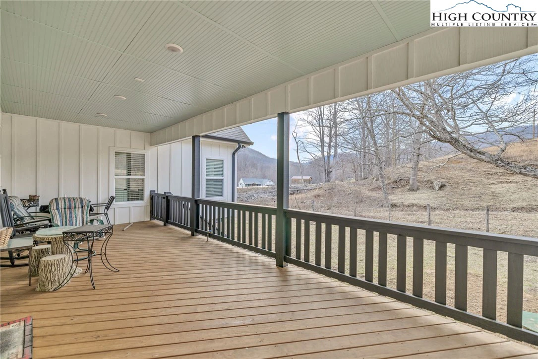 Image number 10 for the current listing
