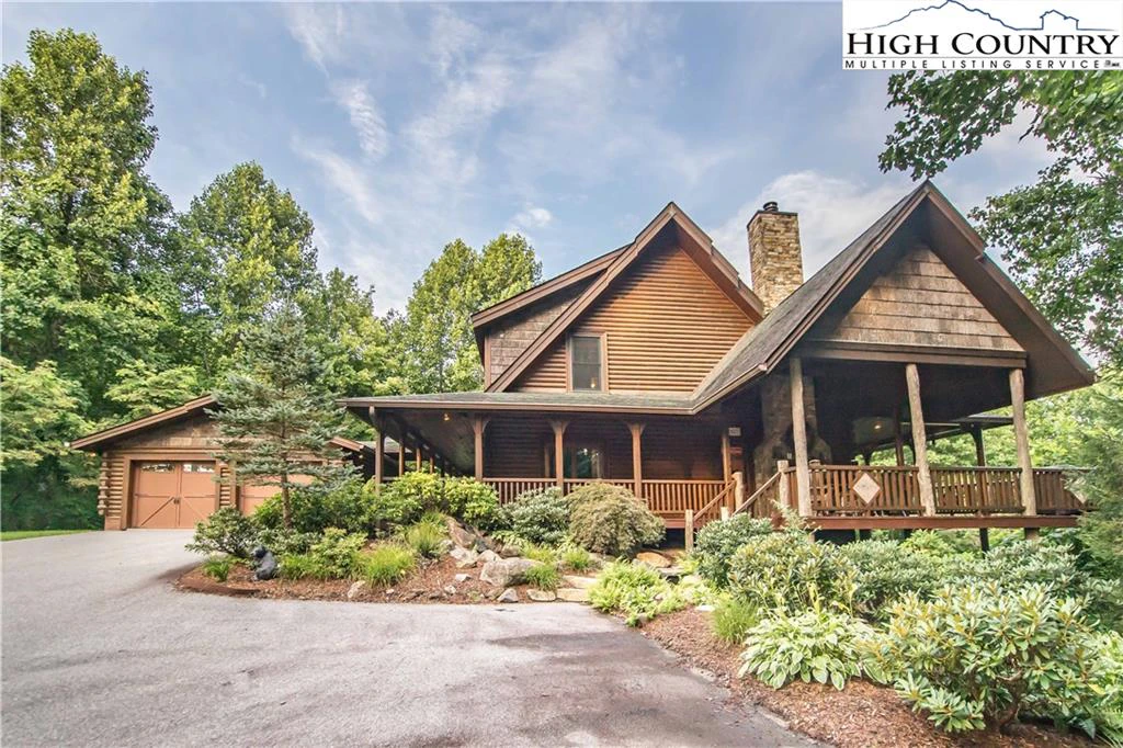 Image number 1 for the current listing