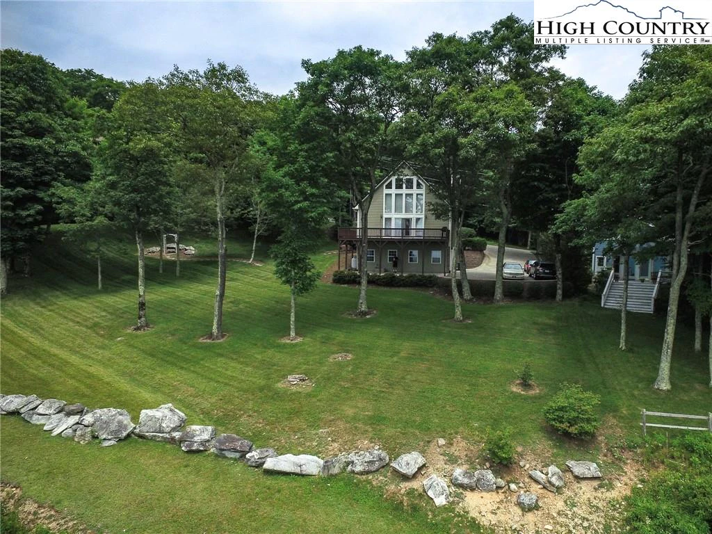 Image number 12 for the current listing