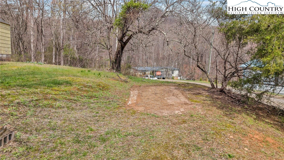Image number 9 for the current listing