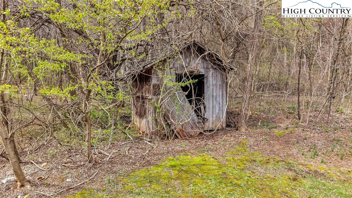 Image number 10 for the current listing
