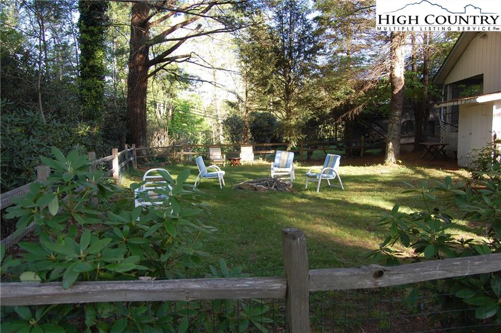Image number 7 for the current listing