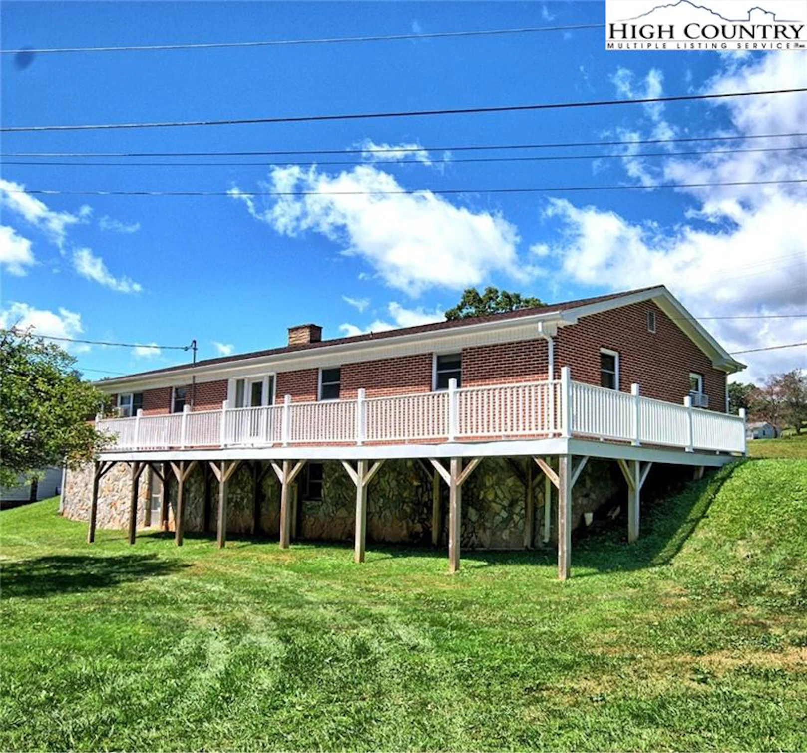 Image number 1 for the current listing