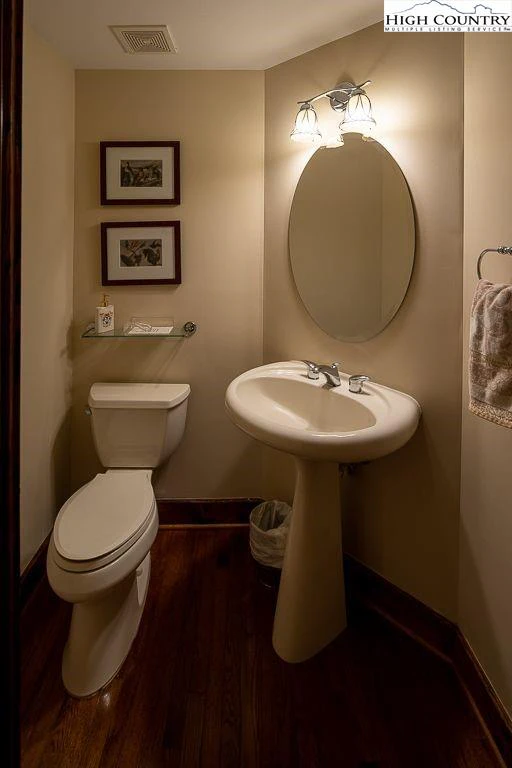 Image number 5 for the current listing