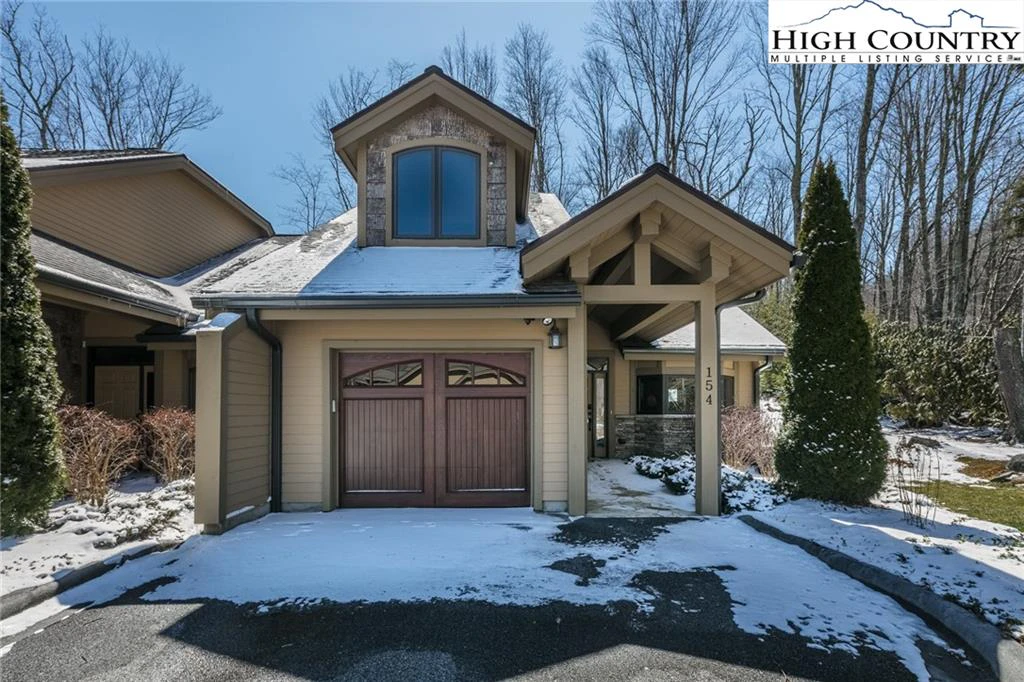 Image number 16 for the current listing