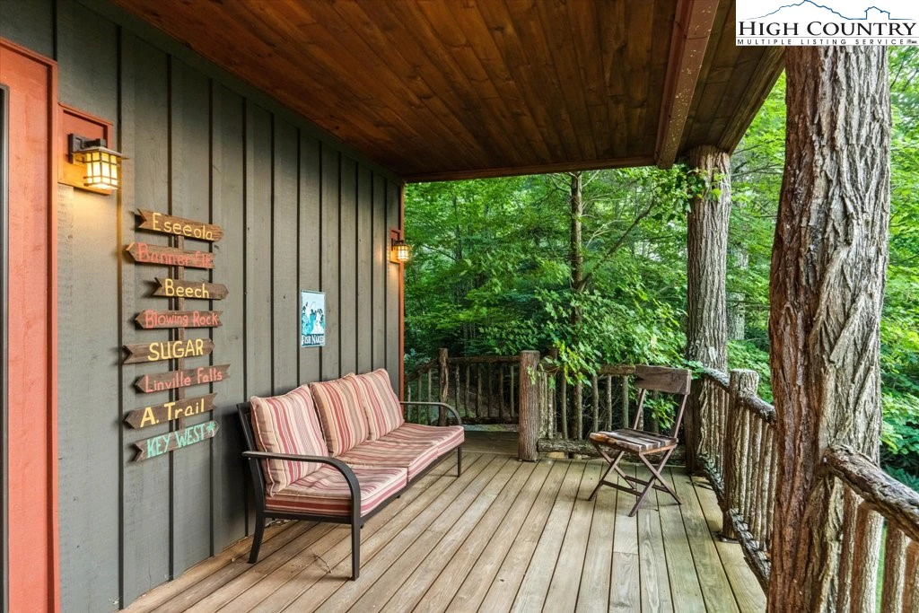 Image number 6 for the current listing