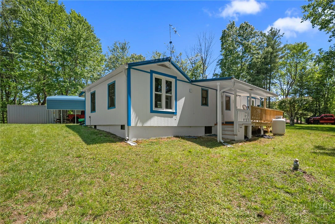 Image number 16 for the current listing