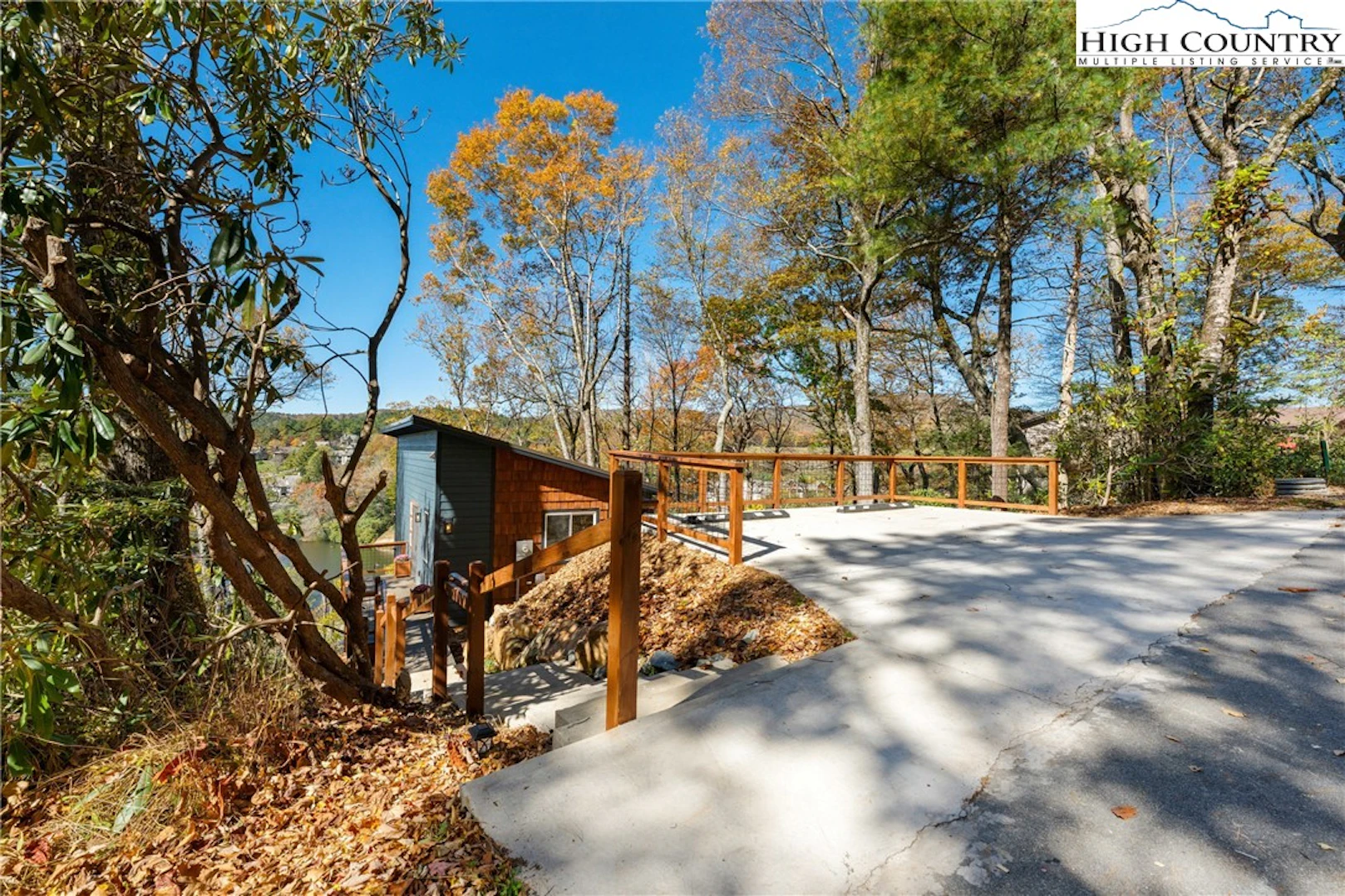 Image number 9 for the current listing
