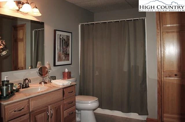 Image number 9 for the current listing