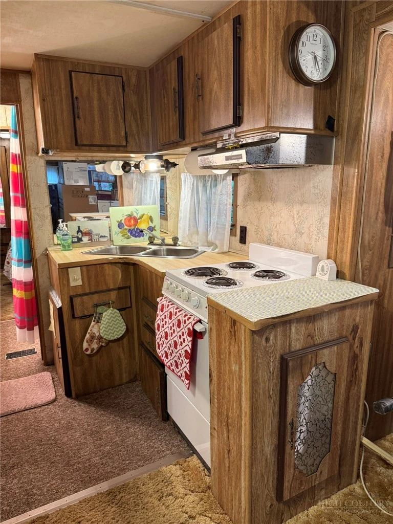 Image number 7 for the current listing
