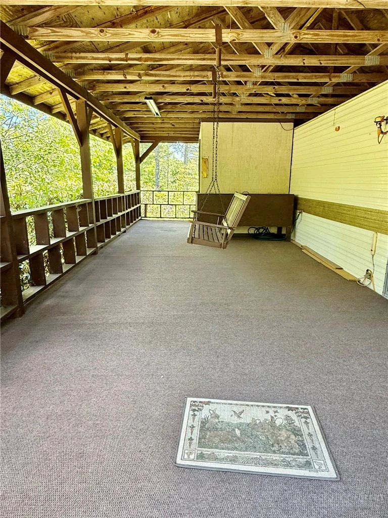 Image number 4 for the current listing