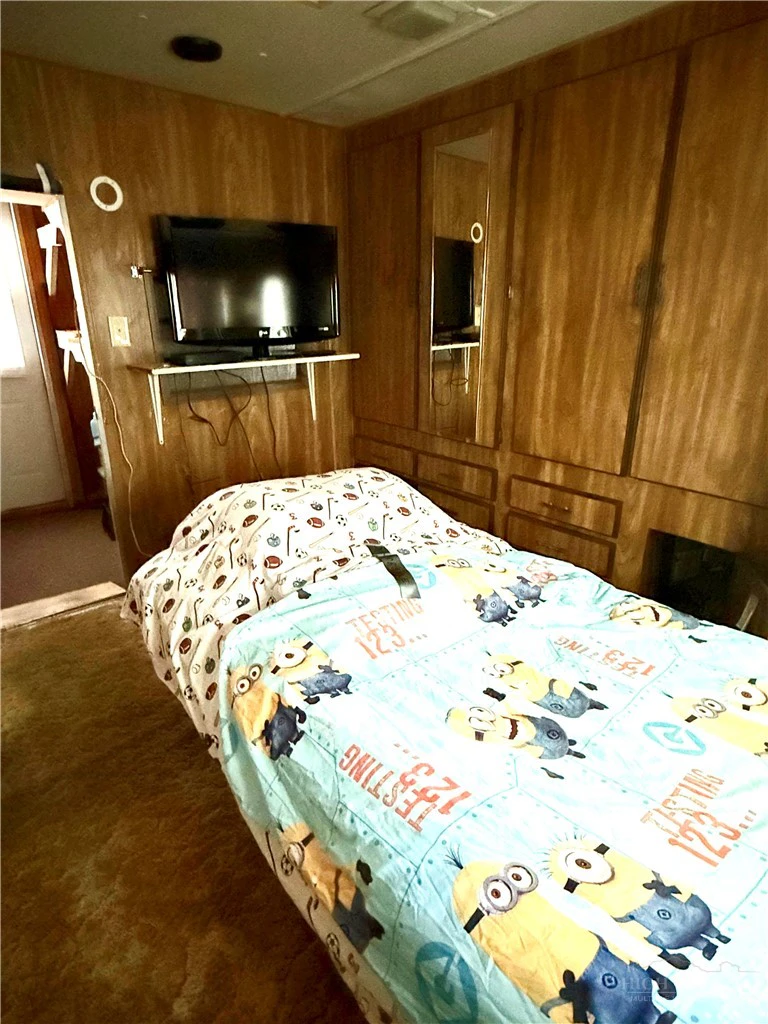 Image number 8 for the current listing