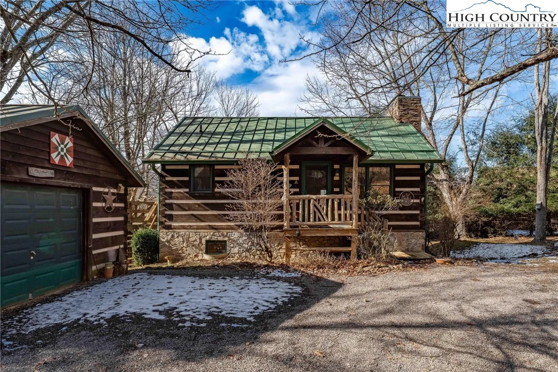 Image number 19 for the current listing