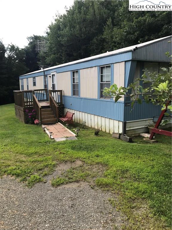 Image number 1 for the current listing