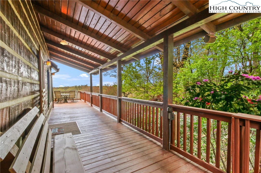 Image number 7 for the current listing