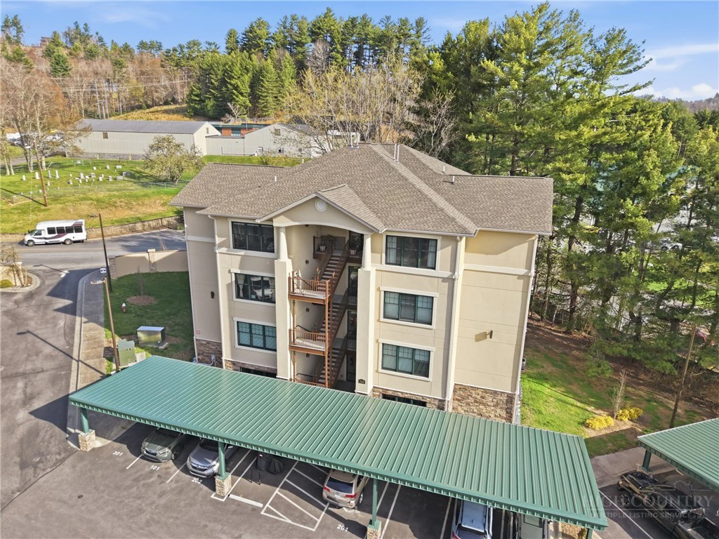 Image number 20 for the current listing