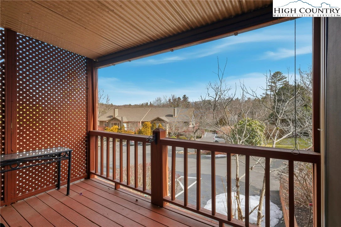 Image number 8 for the current listing