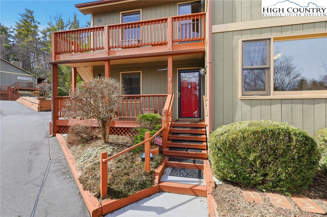 Image number 15 for the current listing