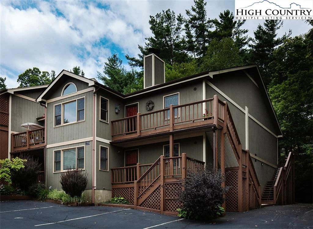 Image number 1 for the current listing