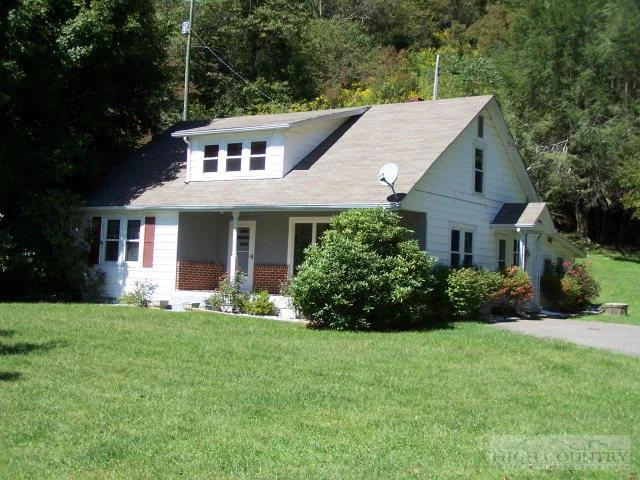 Image number 1 for the current listing